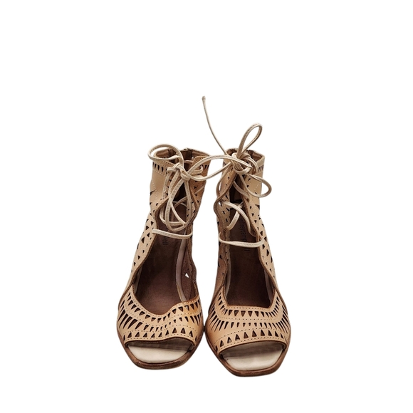 Jeffrey Campbell Women's Laser-Cut Heels Rodillo Beige Tan Leather Wedge Sandal - Picture 2 of 9